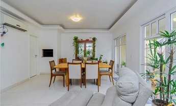 Imagem 5: Linda casa em condomínio servido da melhor infraestrutura de lazer imaginável!