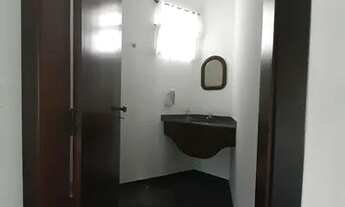 Imagem 4: Sobrado para aluguel tem 10000 metros quadrados com 4 quartos