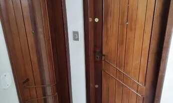 Imagem 5: Apartamento amplo em excelente estado com 3 quartos c/ dependência completa