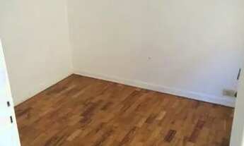 Imagem 7: Sobrado com jardim, 4 dormitórios e 3 vagas próximo ao centro comercial do Jardim Bonfigli