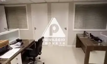 Imagem 6: Privilegio Imóveis vende: Excelente sala comercial na torre do Rio Sul, melhor local do Ri