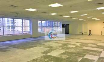 Imagem 2: Laje corporativa com 253,00 m ² de área útil em vão livre, 7 vagas de garagem