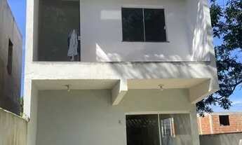 Imagem 2: Casa em fase final de acabamentos