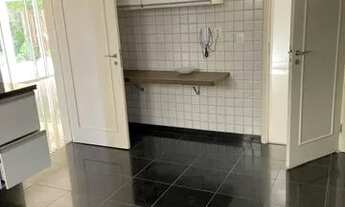 Imagem 6: Casa de condomínio sobrado para aluguel e venda tem 240 metros quadrados com 3 quartos