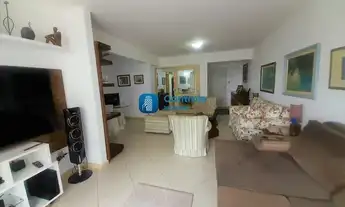 Imagem 4: Amplo apartamento com 03 dormitórios 01 suíte no bairro Abraão, em Florianóplis