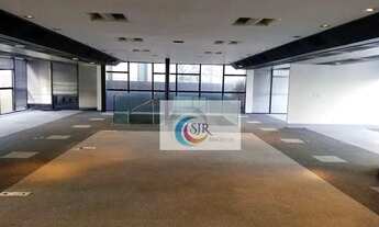 Imagem: Concreto Aparente Pele de Vidro Ar Condicionado