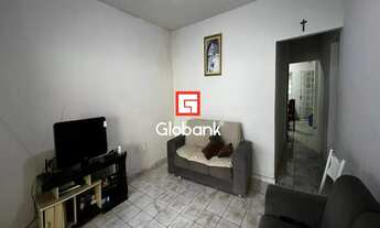 Imagem 7: Casa em Montes Claros, no bairro Nossa Senhora das Graças, à venda