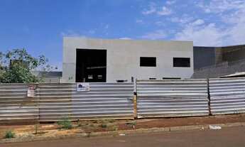 Imagem: Barracão/Galpão com aproximadamente 640M²