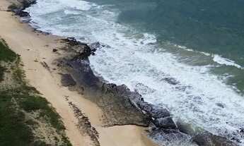 Imagem 2: Imóvel para venda tem 100000000 metros quadrados em Jardim Petrópolis - Maceió - AL