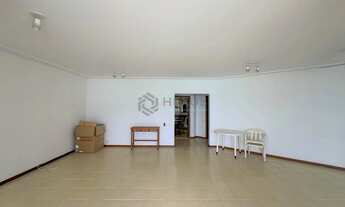 Imagem 6: Apartamento Frente mar com varanda e lazer na Praia das Astúrias, Guarujá