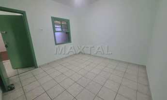 Imagem 5: Casa térrea em Vila em Santana, com 2 dormitórios, sala, cozinha e quintal com churrasquei