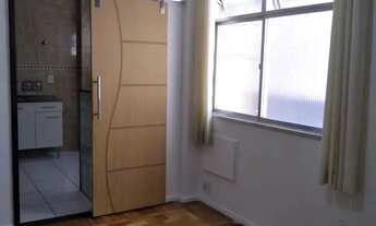 Imagem 6: Imóvel para aluguel e venda possui 48 metros quadrados com 2 quartos