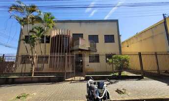 Imagem: Prédio para venda no Segismundo Pereira