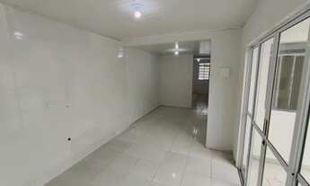 Imagem 2: Aluga-se casa com 3 quartos e 2 banheiros 102m2 em São José dos Pinhais com o proprietário