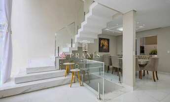 Imagem 9: Sobrado em condomínio fechado a venda, com 3 quartos, sendo 1 suíte 4 vagas de garagem no