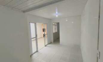 Imagem: Aluga-se casa com 3 quartos e 2 banheiros