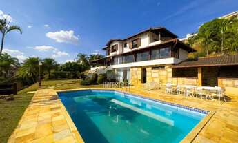 Imagem: Casa com 5 Quartos e 6 banheiros para Alugar