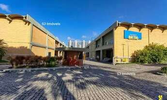 Imagem: Galpão com estrutura completa no Parque