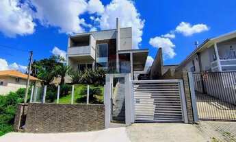 Imagem 2: Casa Aconchegante com Espaços Amplos e Iluminados