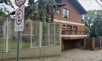 Imagem 4: Sobrado para aluguel possui 430 metros quadrados com 2 quartos em São João - Porto Alegre