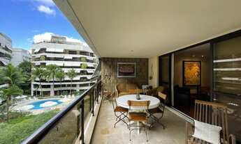 Imagem 4: Apartamento c/ ampla varanda,4 quartos sendo 2suites em condomínio fechado repleto de infr