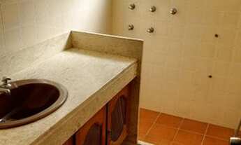 Imagem 5: Vazio! Ótima planta, salão em 02 ambientes, na melhor rua do Ingá