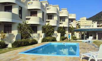 Imagem 2: Tríplex beira mar para aluguel possui 300 metros quadrados com 4 quartos