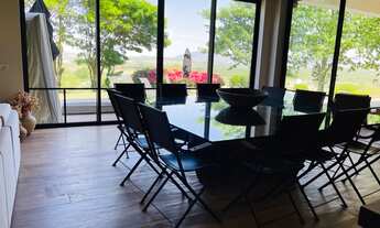 Imagem 3: Casa Clássica com lindo Pôr do Sol