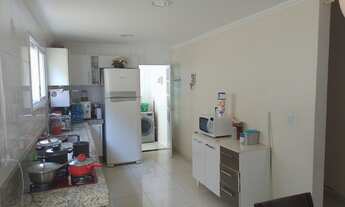 Imagem 7: Casa para venda possui 197 metros quadrados com 3 quartos em Jardim Casa Branca - Suzano