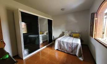 Imagem 3: Lote 360M², com 3 casas, 8 vagas, em frente a cid Administrativa. 680 mil