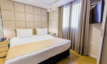 Imagem 2: Apartamento para aluguel possui 46 metros quadrados com 1 quarto no Batel - Curitiba - PR