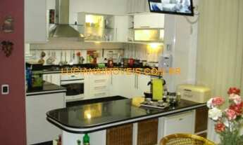 Imagem 3: Sobrado para aluguel e venda possui 620 metros quadrados com 5 quartos