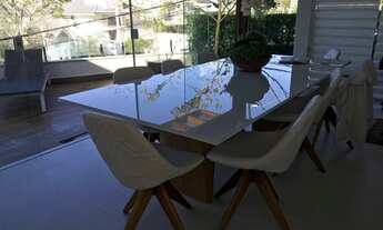 Imagem 6: Casa de condomínio para venda tem 260 metros quadrados com 3 quartos