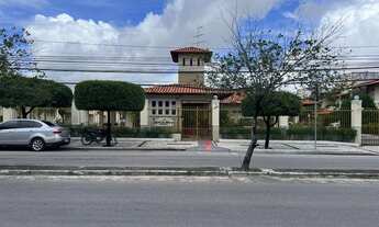 Imagem 2: Casa de condomínio para venda com 200 metros quadrados com 4 quartos