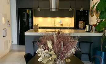 Imagem 6: Casa para venda tem 207 metros quadrados com 3 quartos em Córrego Grande - Florianópolis