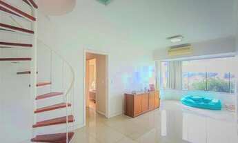 Imagem 2: Cobertura para Venda - 174.22m², 2 dormitórios, 2 vagas - Menino Deus