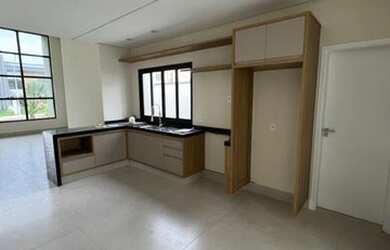 Imagem 6: Casa de condomínio térrea para venda possui 190 metros quadrados com 3 quartos