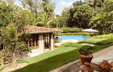 Imagem 5: Casa de condomínio para venda tem 384 metros quadrados com 3 quartos