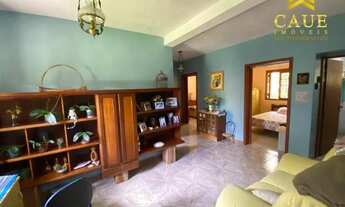 Imagem 2: Casa alto padrão com 5 dormitórios sendo 2 suítes