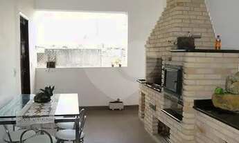 Imagem 5: Prédio Industrial de 900m² de área construída e 400m² de terreno localizado na Vila Guilhe