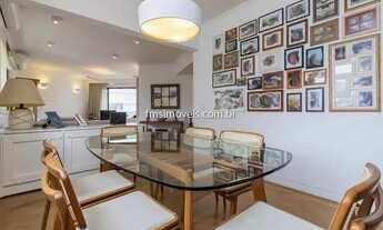 Imagem 2: Ponto alto deste apartamento é a sua iluminação natural