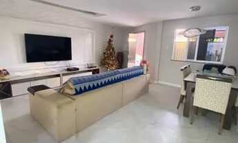 Imagem 2: A casa dos seus sonhos na melhor localização de Farolândia. // Com Piscina