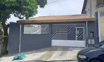 Imagem 2: Térrea para venda possui 3 quartos, suíte, edícula com área de lazer