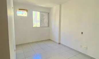 Imagem 5: Apartamento de 02 Quartos com Suíte em Itapuã