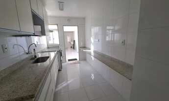 Imagem 6: Apartamento de 2 quartos, mobiliado com dependência completa. Na Abolição próx. ao Rei do