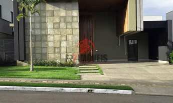 Imagem: REQUINTADA CASA ALTO PADRÃO NO COND. PORTAL