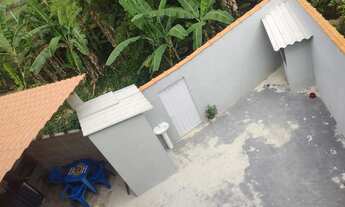 Imagem 4: Duas casas uma recém construída em Xerém rua do aviário