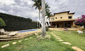 Imagem 5: Sobrado para venda tem 777 metros quadrados com 3 quartos