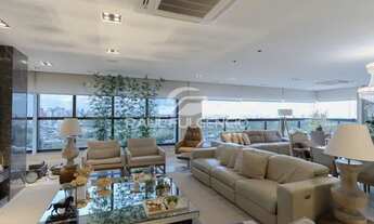 Imagem 2: LEGEND | GLEBA PALHANO