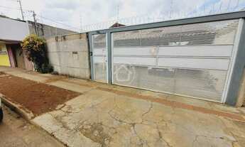 Imagem: CASA COM FOTOVOLTAICA/MEZANINO/JARDIM DE